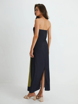 Lyra | Sleek Strapless Maxi Dress