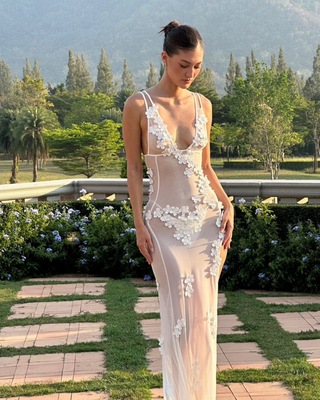 Keira | Sleeveless Waisted Lace Dress
